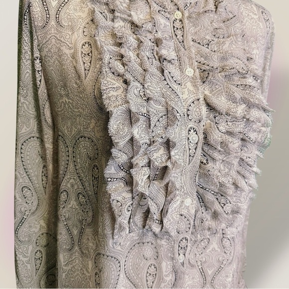 J. Crew 100% Silk ‘Faded Paisley Flouncette Blouse’ in White & Black Size 6 - Picture 7 of 16